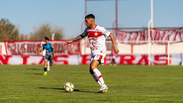 How is the UK automotive market responding to consumer demand for sustainability?